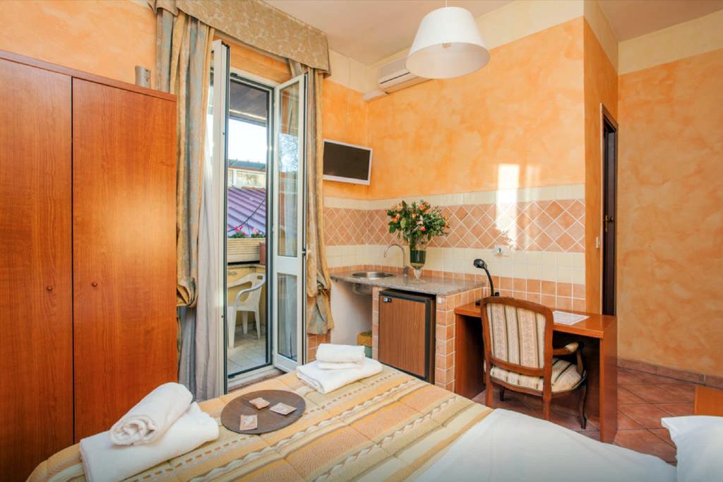 Hotel Residenza Camilla Rzym Zewnętrze zdjęcie