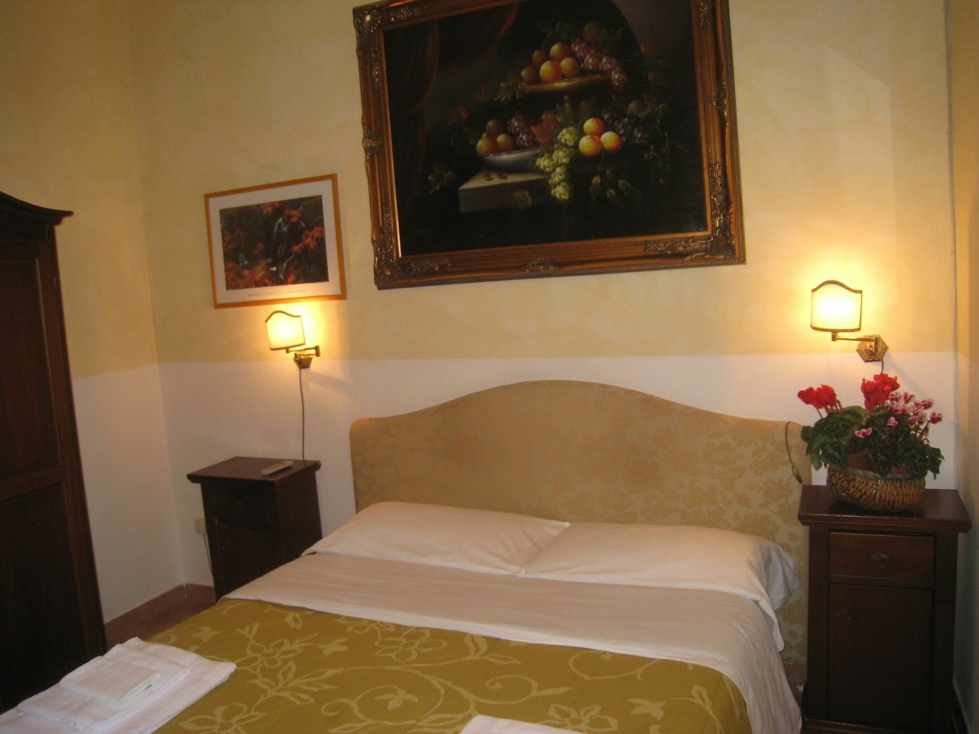 Hotel Residenza Camilla Rzym Zewnętrze zdjęcie